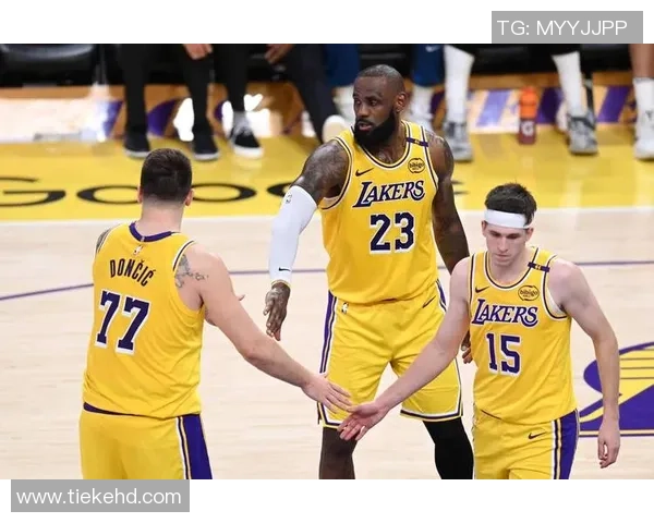 湖人展示两大优势，东契奇过错显着！詹姆斯两点成要害，里夫斯说出要点